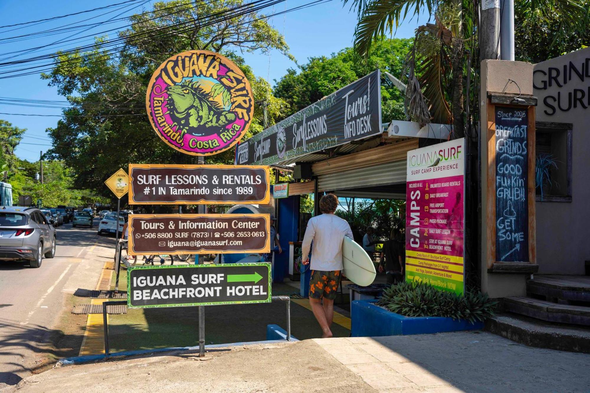 Iguana Surf Camp Tamarindo Exterior foto