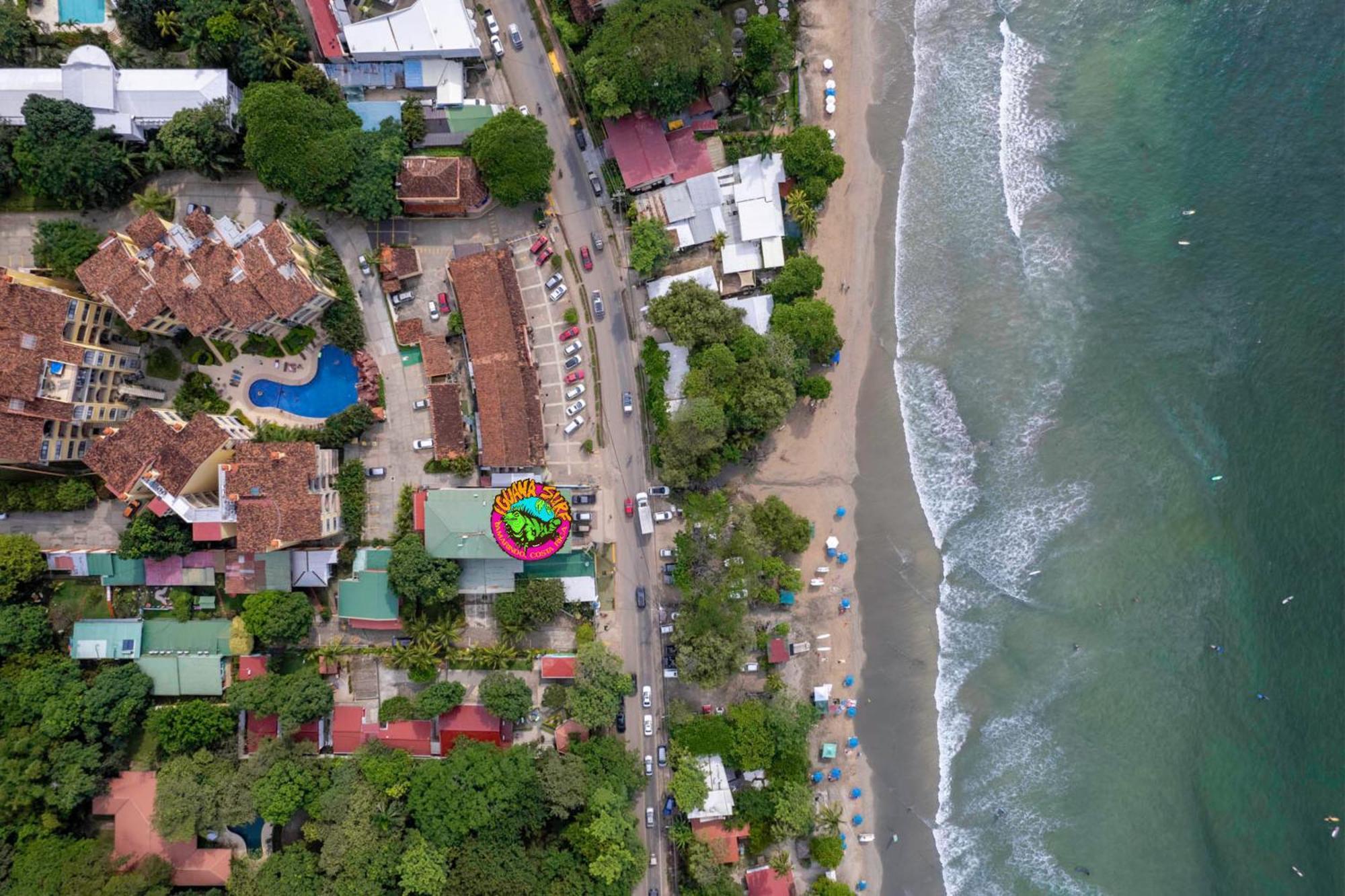 Iguana Surf Camp Tamarindo Exterior foto