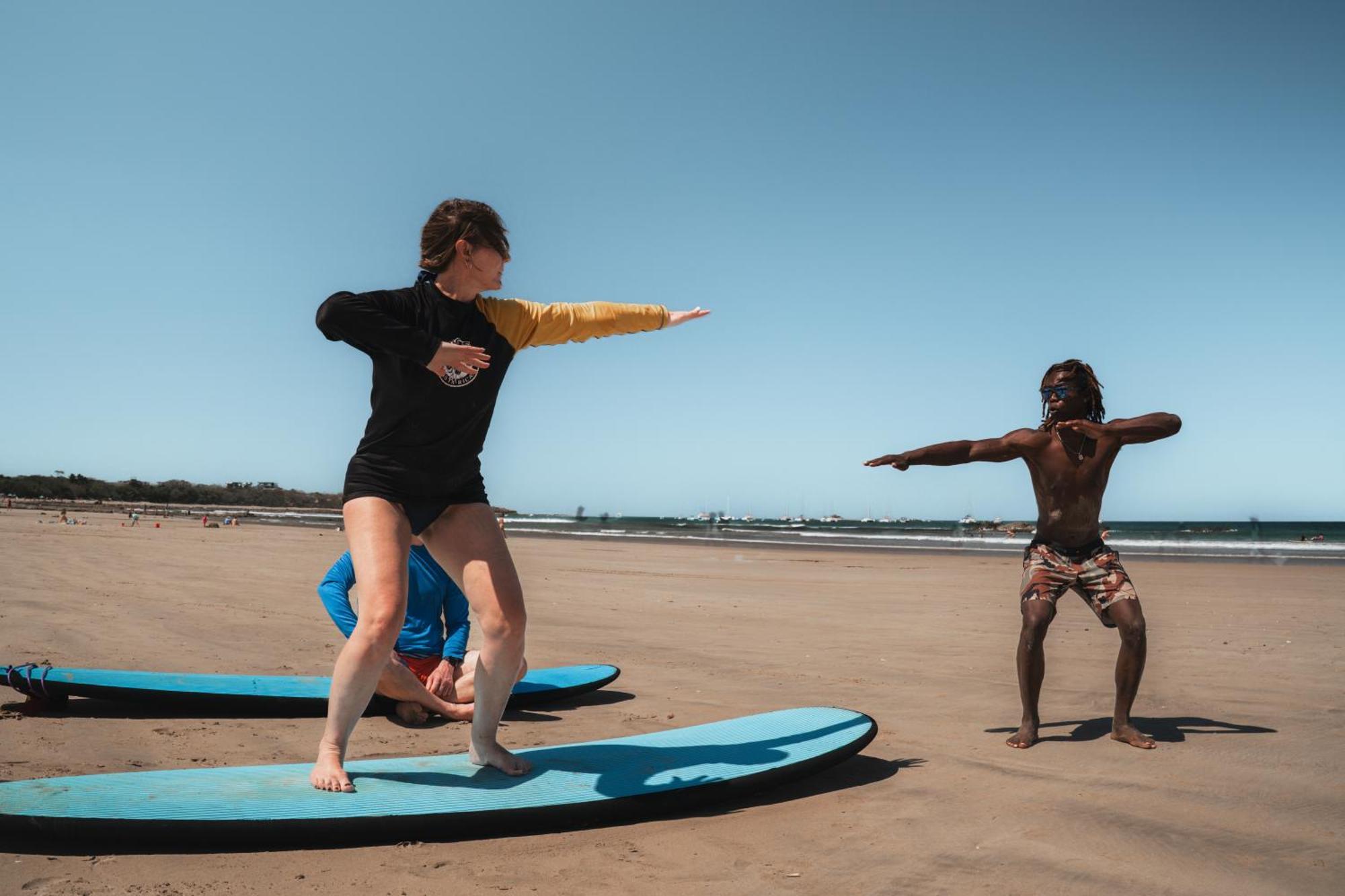 Iguana Surf Camp Tamarindo Exterior foto